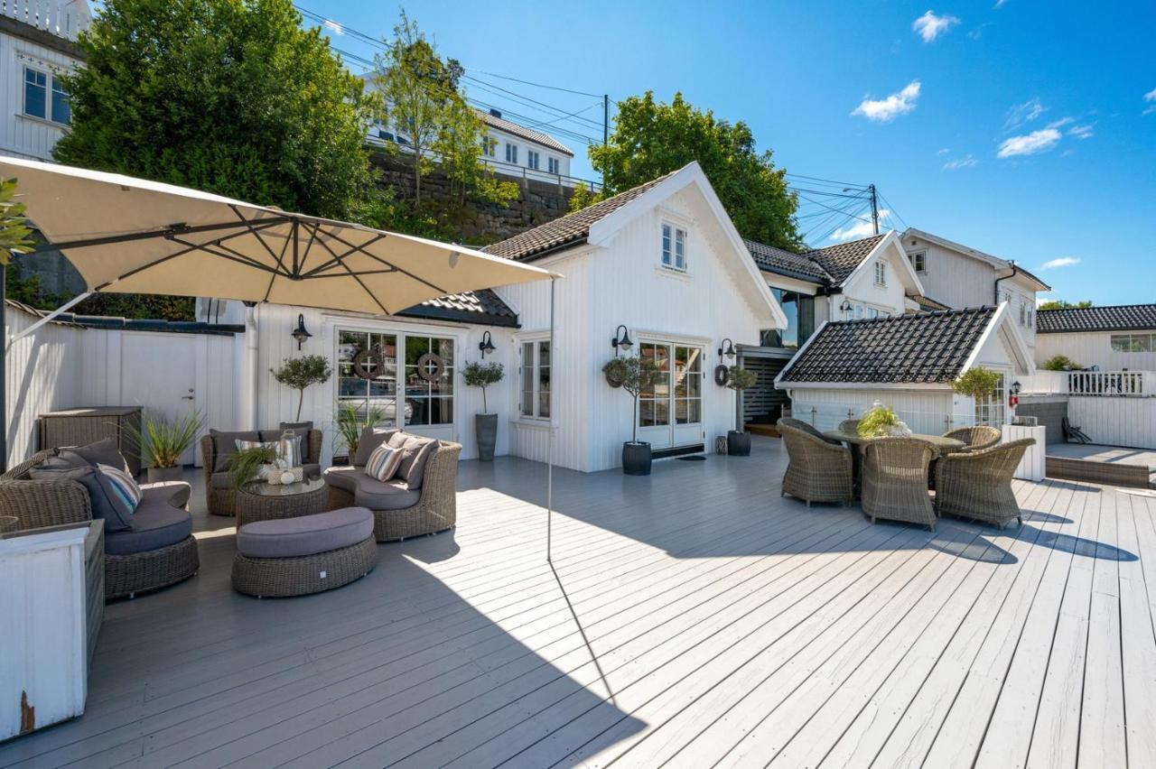 Luxurious Boathouse With Private Dock In The Best Location In Arendal Exterior foto